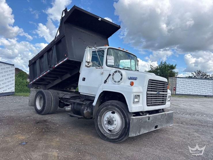 1994-ford-ln8000-image-2