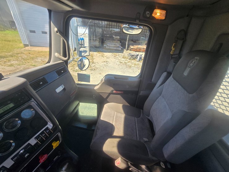 2008-kenworth-t800-image-44
