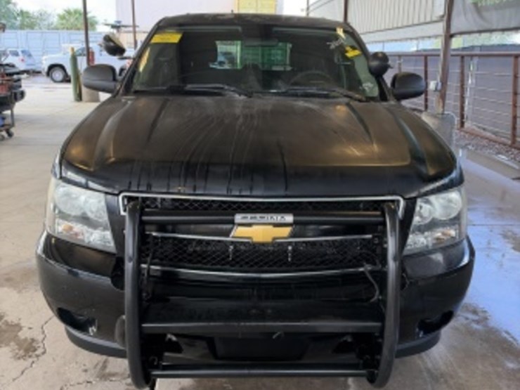 2014-chevrolet-tahoe-image-3
