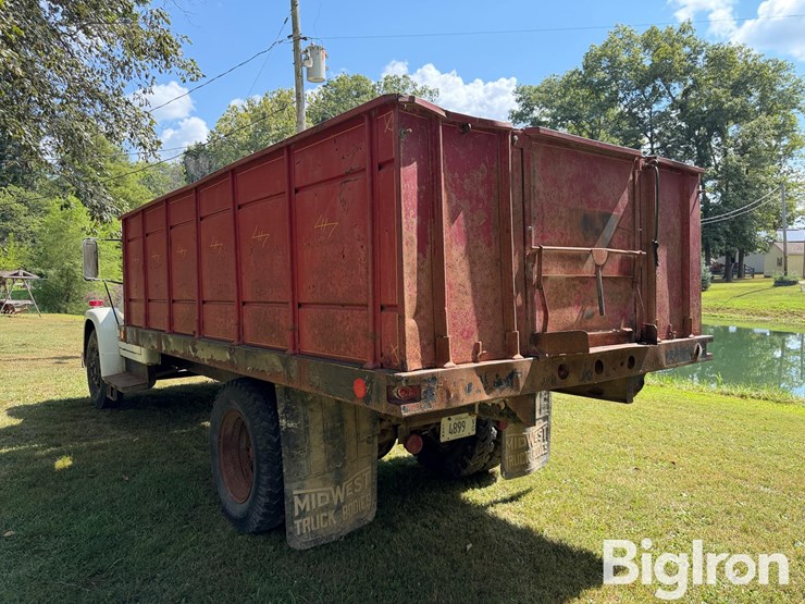 1968-international-loadstar-image-7