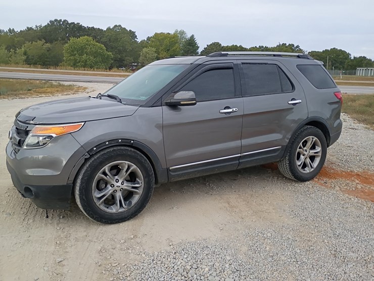 2013-ford-explorer-image-2