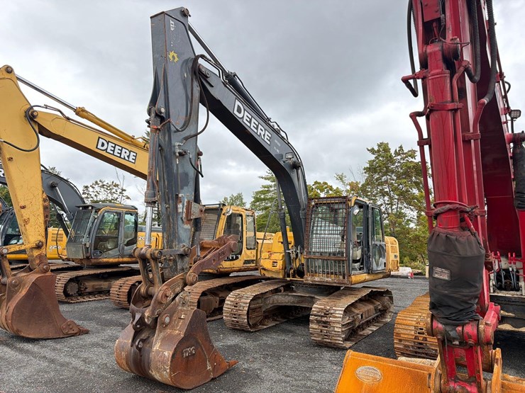 deere-160g-image-1