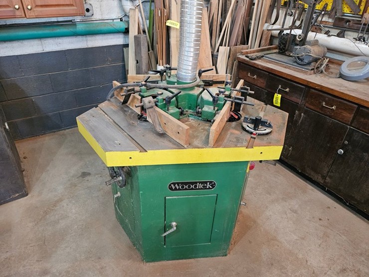 #8714-•-router-and-jointer-table-image-1