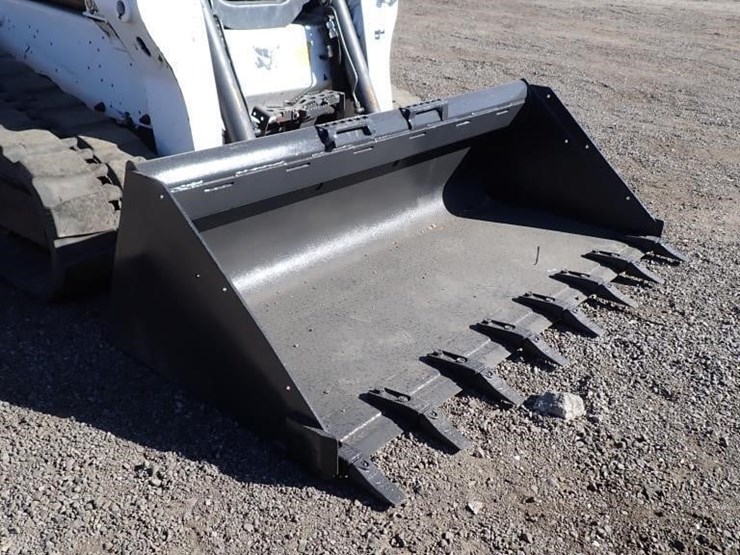2023-bobcat-t770-image-6