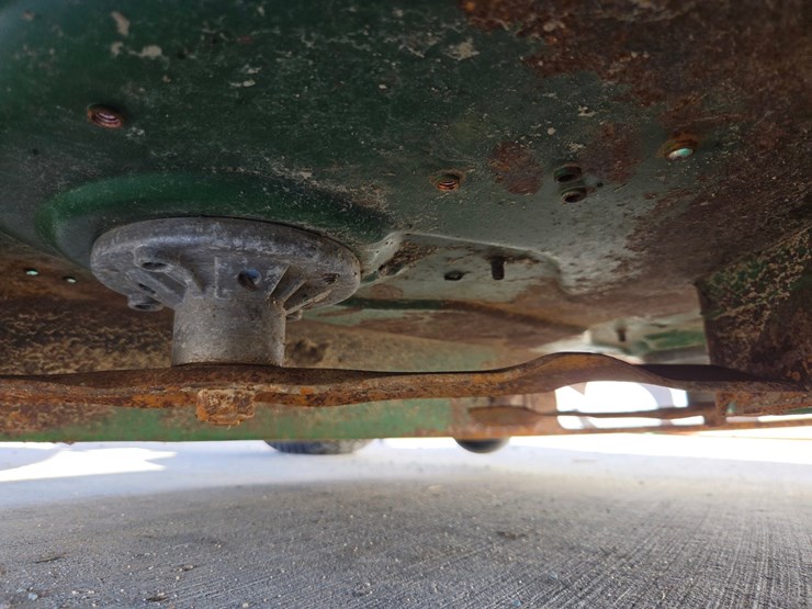 2013-john-deere-d130-image-19