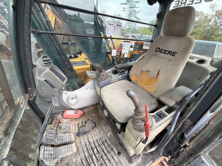 deere-160g-image-27
