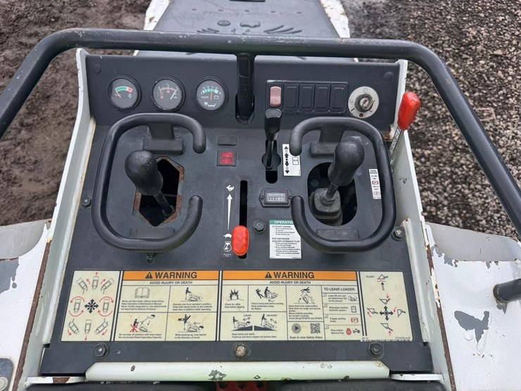 2019-bobcat-mt85-image-22