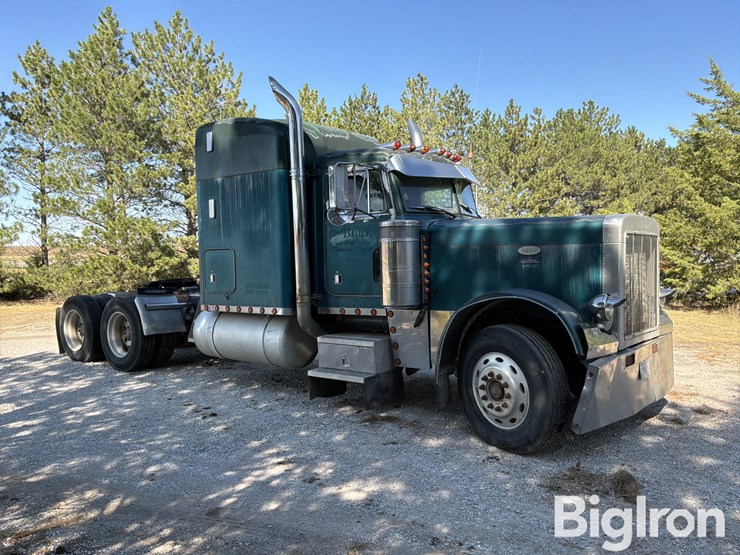 1995-peterbilt-379-image-3