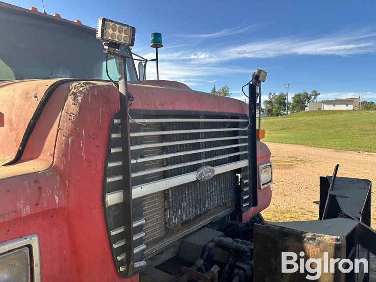 1995-ford-l9000-image-19