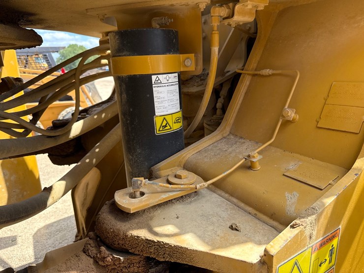 2010-caterpillar-980h-image-61