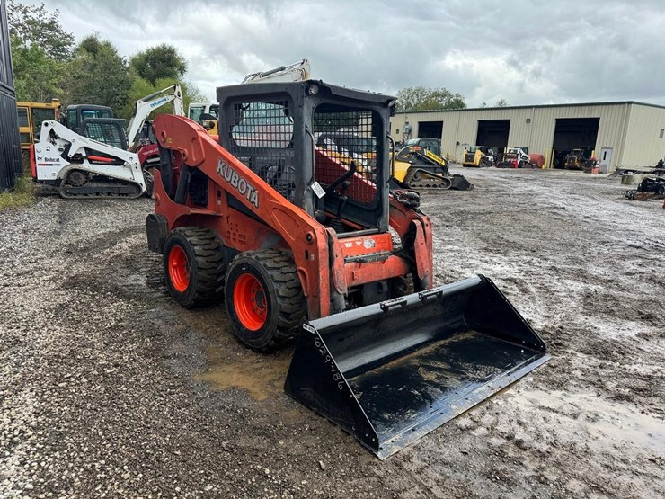 2016-kubota-ssv75-image-8