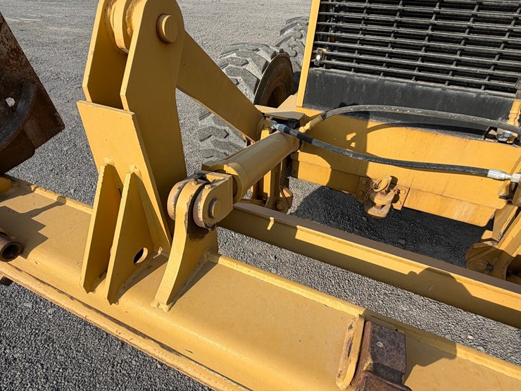 2000-new-holland-rg80-image-39