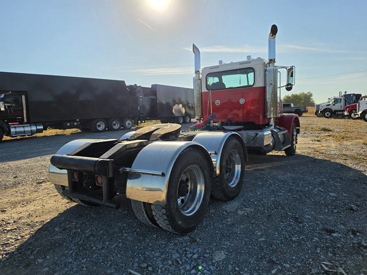2006-peterbilt-378-image-16