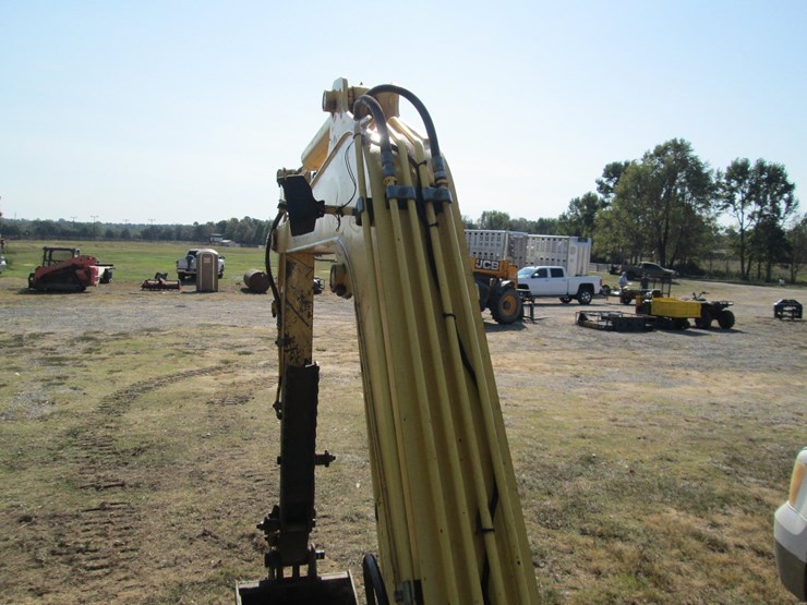 new-holland-e55bx-image-44