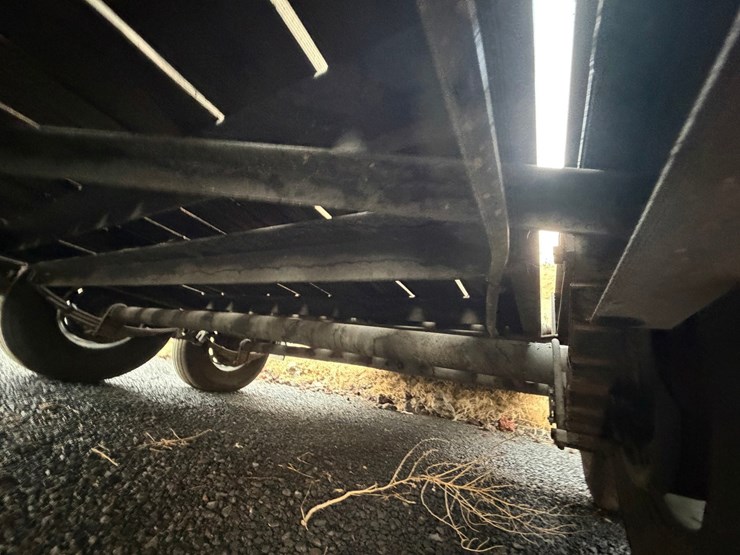#2524-•-22'-tilt-bed-equipment-trailer-image-17