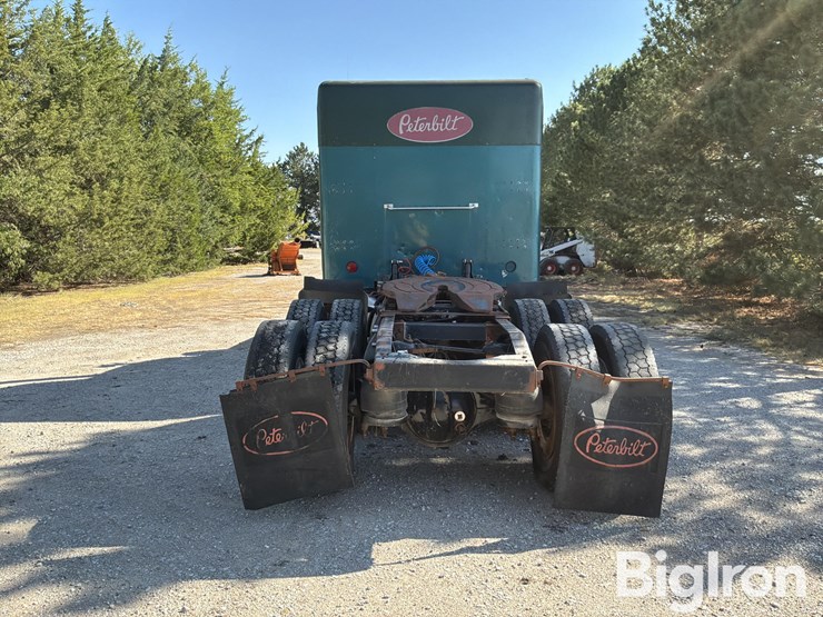 1995-peterbilt-379-image-6