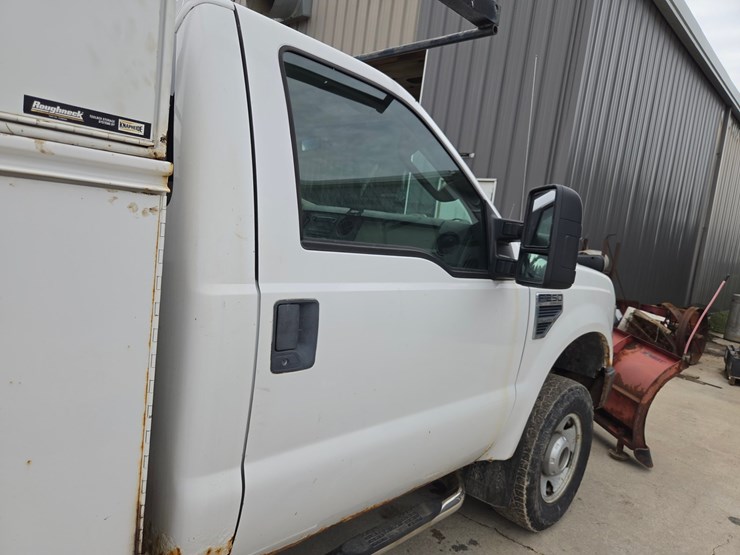 2009-ford-f250-image-23