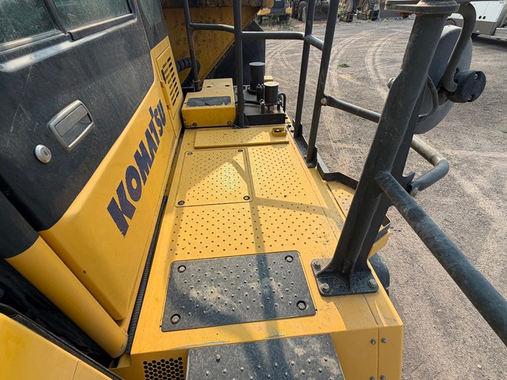 2018-komatsu-hm400-5-image-88
