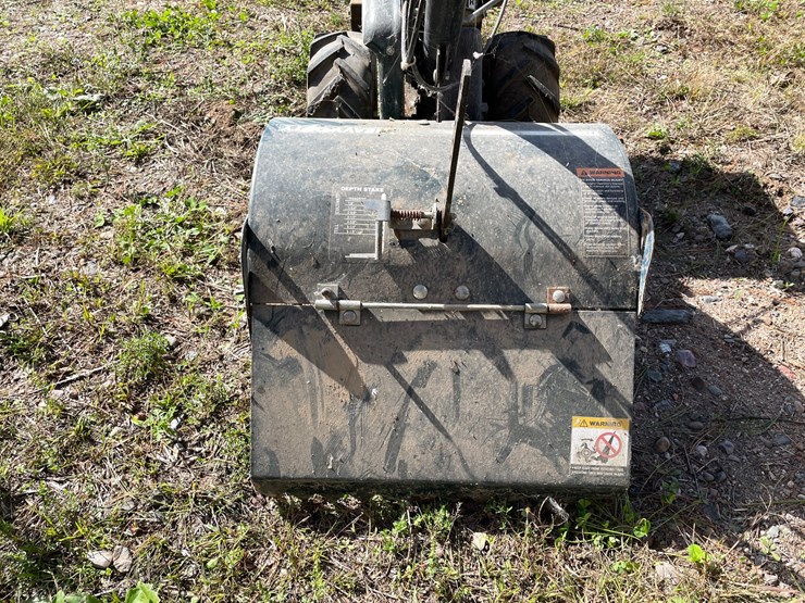 #1621-•-craftsman-heavy-duty-17"-rear-tine-tiller-image-7