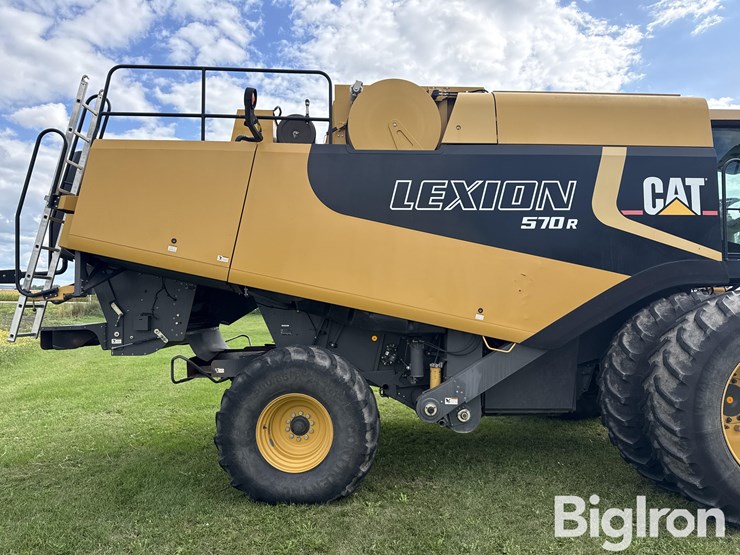 2004-caterpillar-lexion-570r-image-17