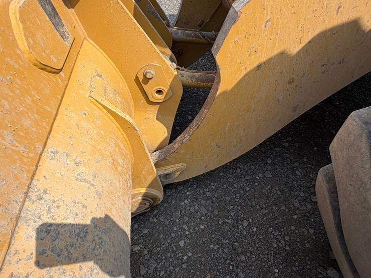 2018-caterpillar-980m-image-11