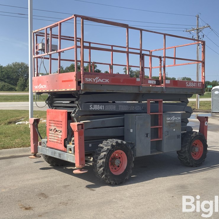 2014 SKYJACK SJ8841RT