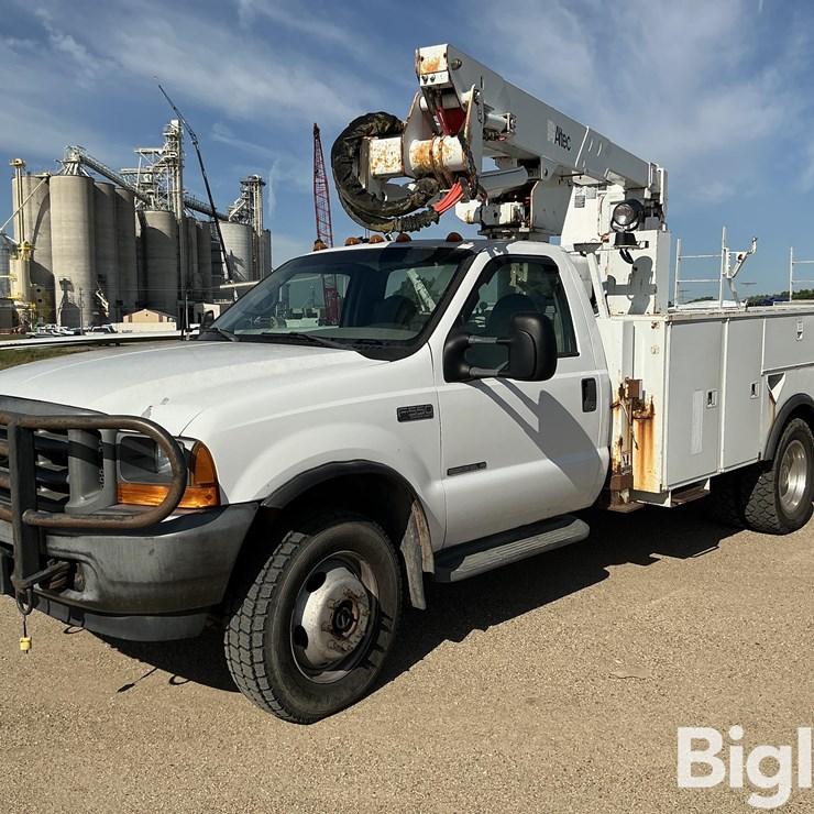 2001 FORD F550