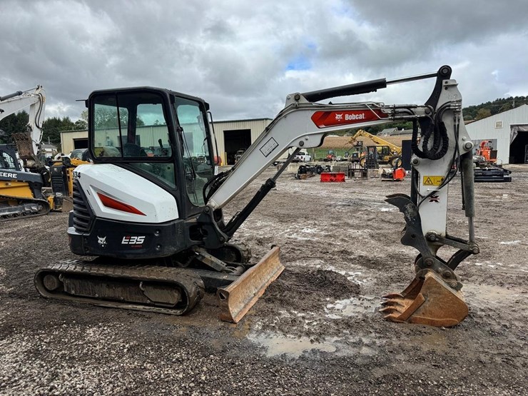 2023-bobcat-e35i-image-7