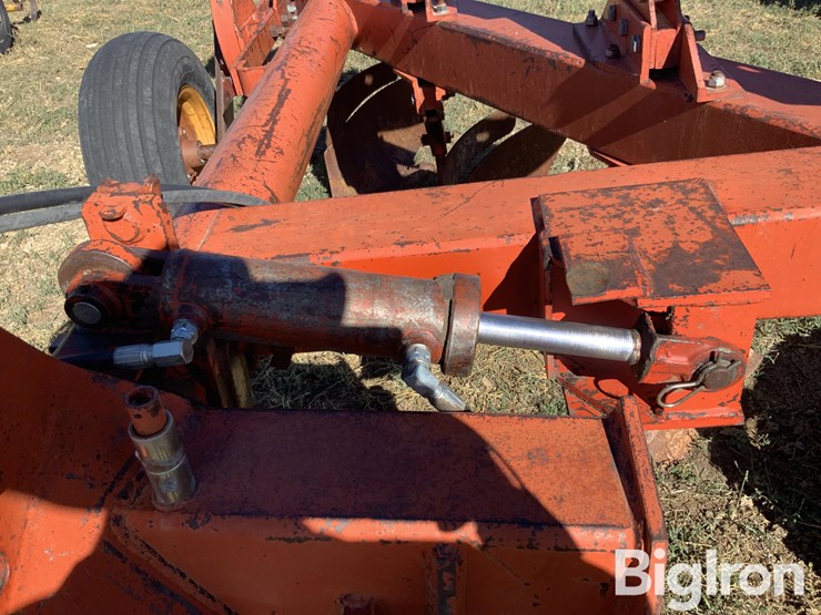 massey-ferguson-570-image-10