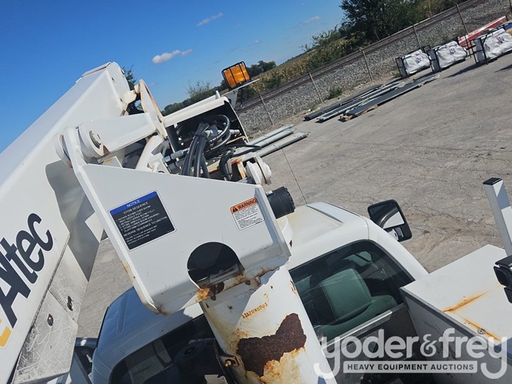 2012-ford-f450-image-50