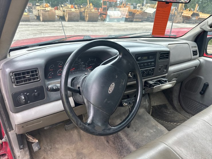 2001-ford-f350-image-34