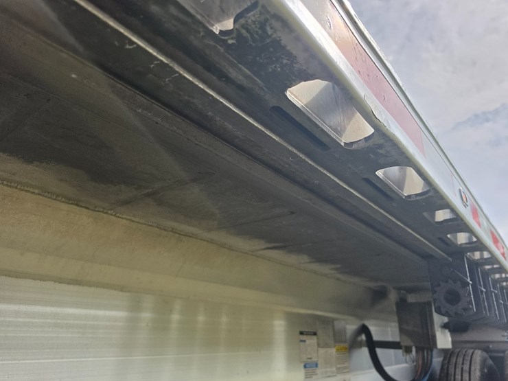 2023-fontaine-flat-bed-trailer-image-55