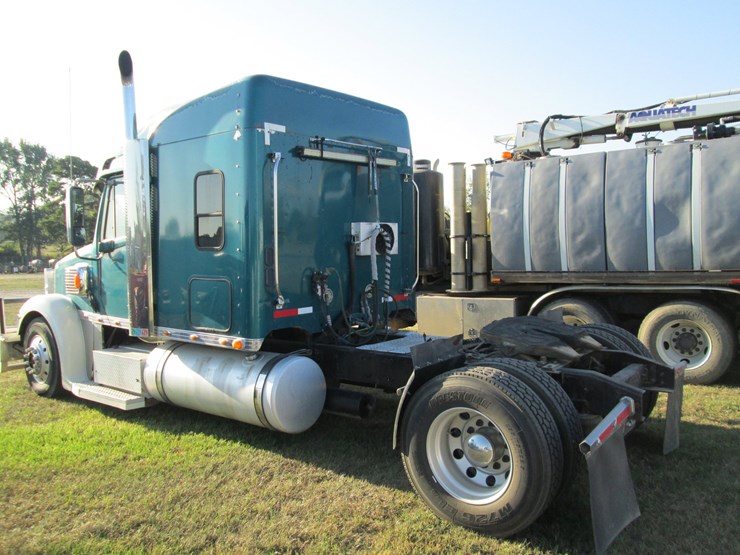 #44764-•-2009-freightliner-coronada-sleeper-s/a-truck-tractor-1fvxfb0099dad1670-inv#44764-image-4