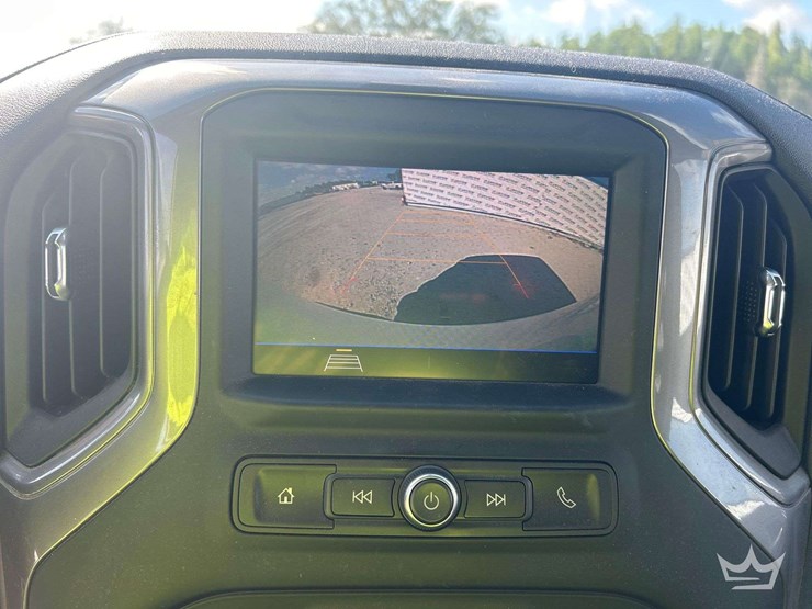 2020-chevrolet-silverado-1500-image-11