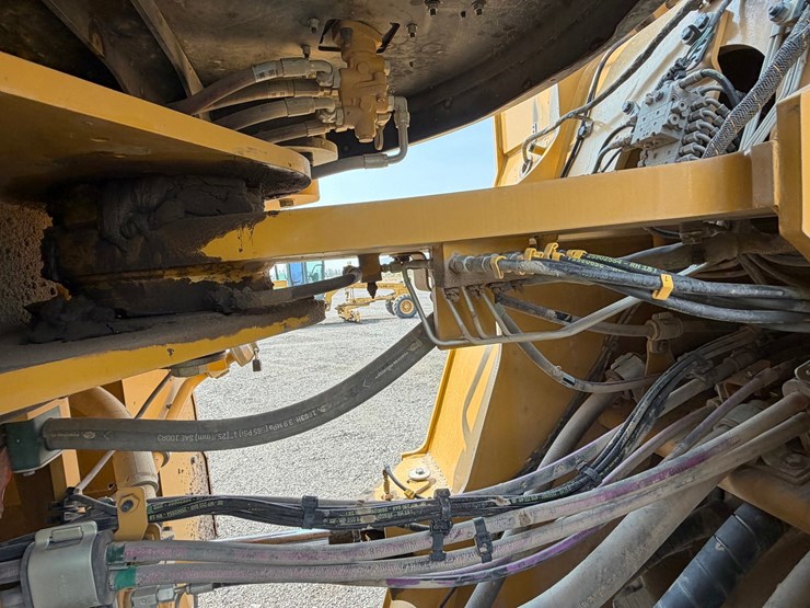 2018-caterpillar-980m-image-39