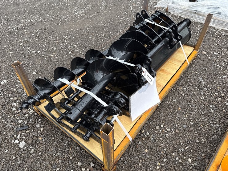 #6085-•-mini-excavator-attachment-package-image-1