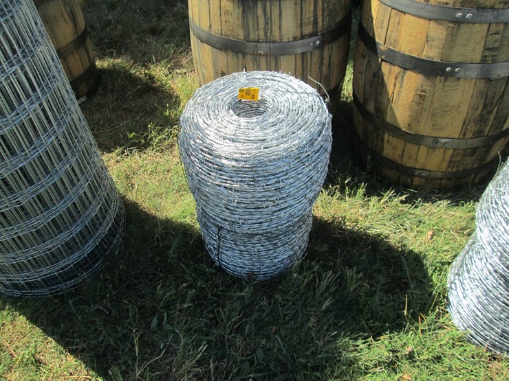 #50200-•-lot-of-(2)-unused-2-rolls-of-barbed-wire-inv#50200-image-1