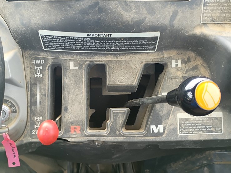 2013-kubota-rtv1100-image-29