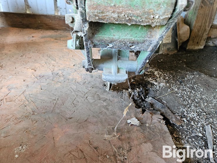 john-deere-71-image-10