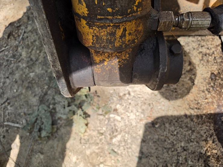 deere-555g-image-75