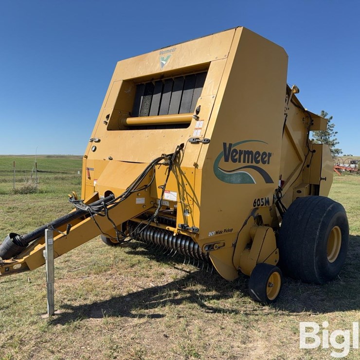 2007 VERMEER 605M