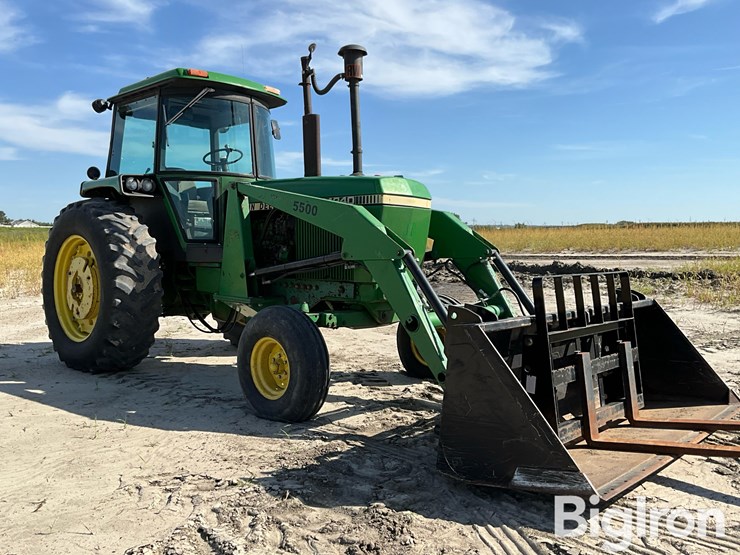 1982-john-deere-4240-image-3