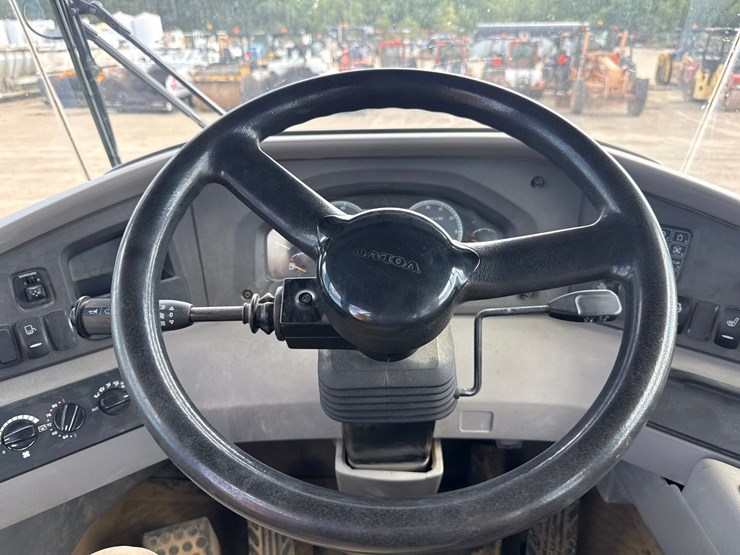 2020-volvo-a45g-image-57