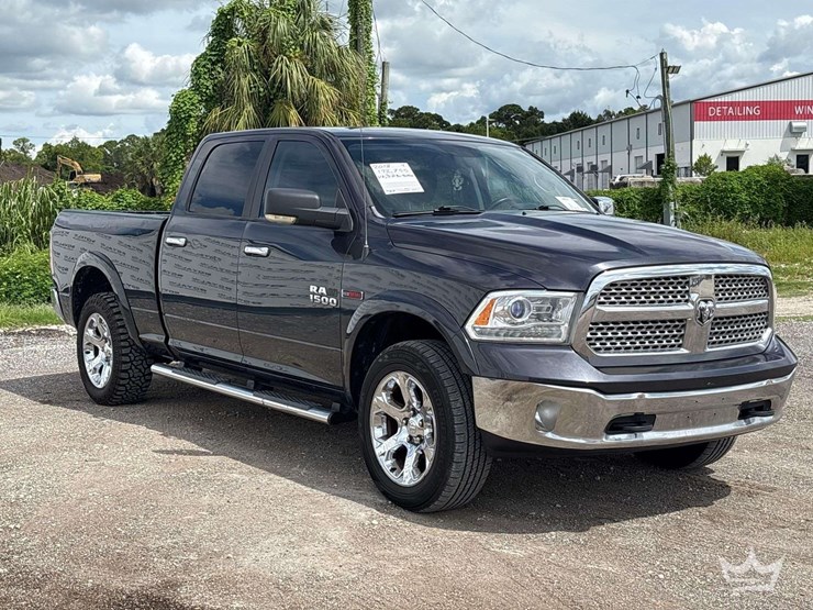 2018-dodge-1500-image-2