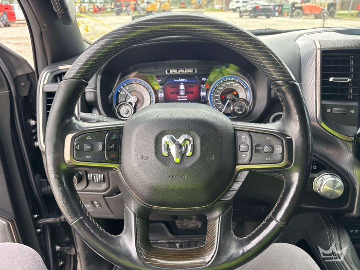 2019-dodge-1500-image-12