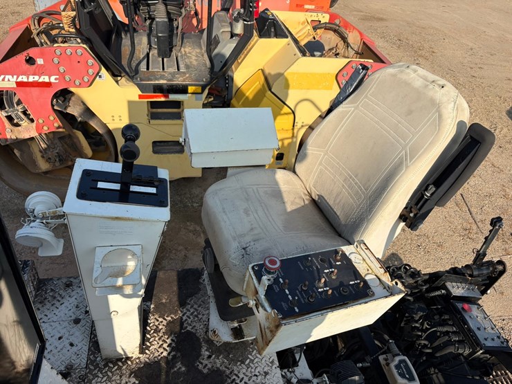 2005-roadtec-rp155-image-70