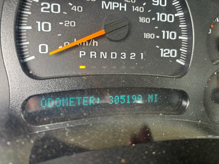 2006-gmc-2500-image-39