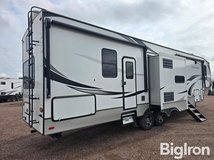 2021-keystone-cougar-364bhl-5th-wheel-camper-image-5