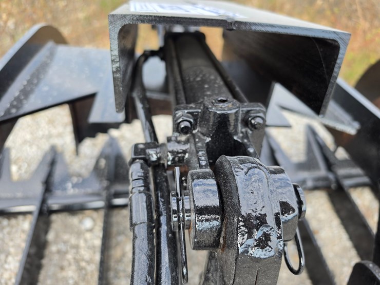 #25297-•-skid-steer-grapple-attachment-image-6