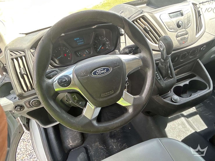2017-ford-transit-image-14